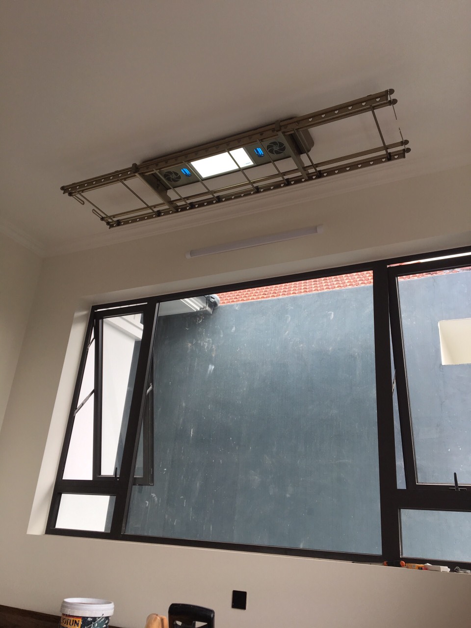 Giàn phơi điều khiển HP-01
