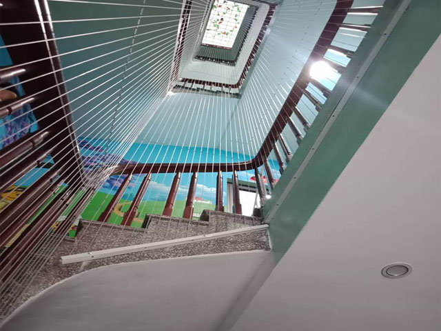 Lưới cầu thang mẫu 2024