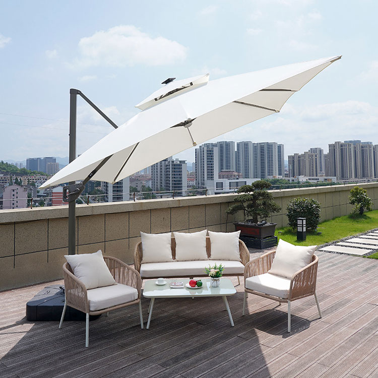 Dù lệch tâm vuông 3m hợp kim nhôm xoay 360 màu trắng